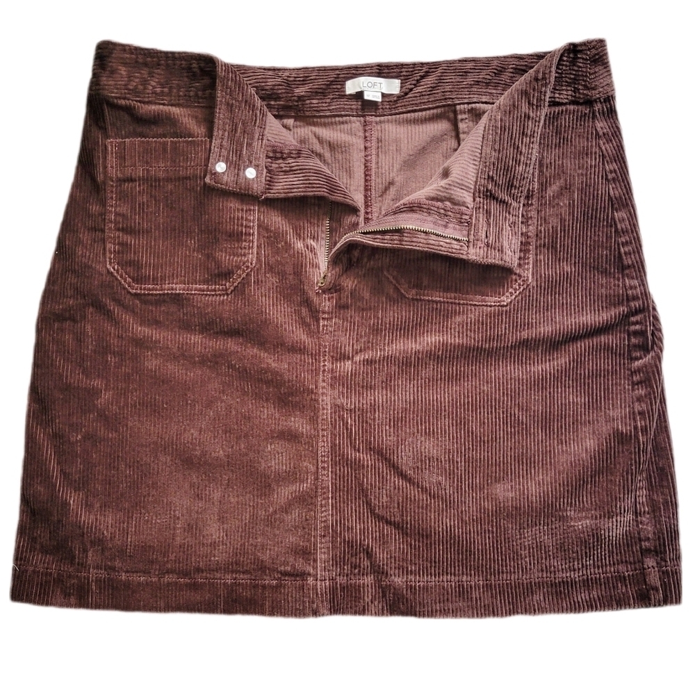 Loft // Women's Corduroy Patch Pocket Mini / Size 12 / Chestnut